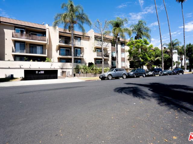 433 S Manhattan Place 108