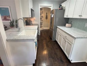 433 SE 7th St, Gainesville, FL 32601 | MLS #GC541271