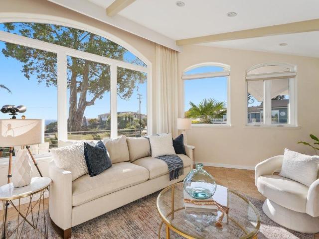 433 Seaview Drive