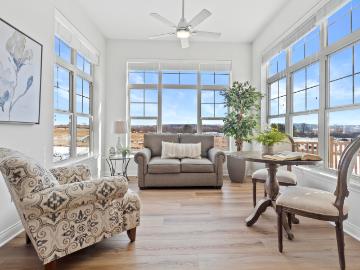 433 Standing Stone Dr, Unit 1638, Waukesha, WI 53189 | MLS #1942