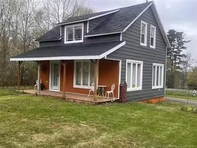 433 Pleasant Dr, Minto, NB, E4B 2T2 house for sale Listing.