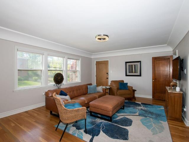 4345 Grand Avenue 3