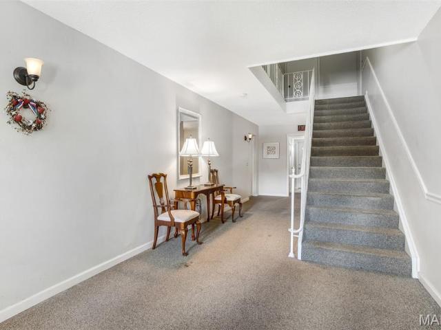 4347 Chateau De Ville Dr, Unit G, St. Louis, MO 63129 | MLS #26005
