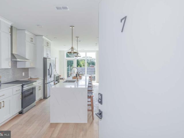 4347 Harrison St NW, Unit PHSEVEN, Washington, DC 20015 | MLS #DCDC2254