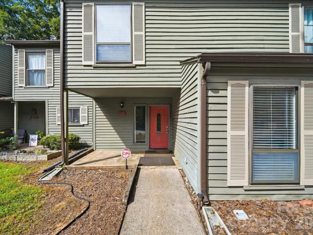 4340 N Center Street # 203