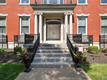 4341 Westminster Pl, Unit 1, St. Louis, MO 63108 | MLS #26018