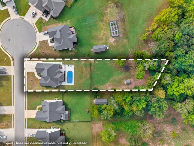 434 Crestwicke Ct