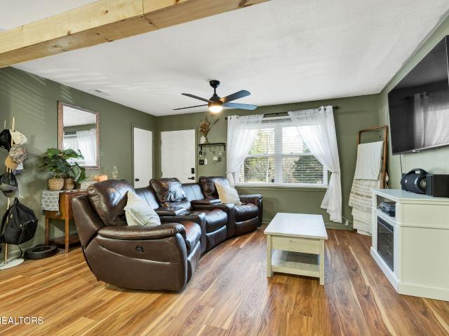 434 Climer Road NE