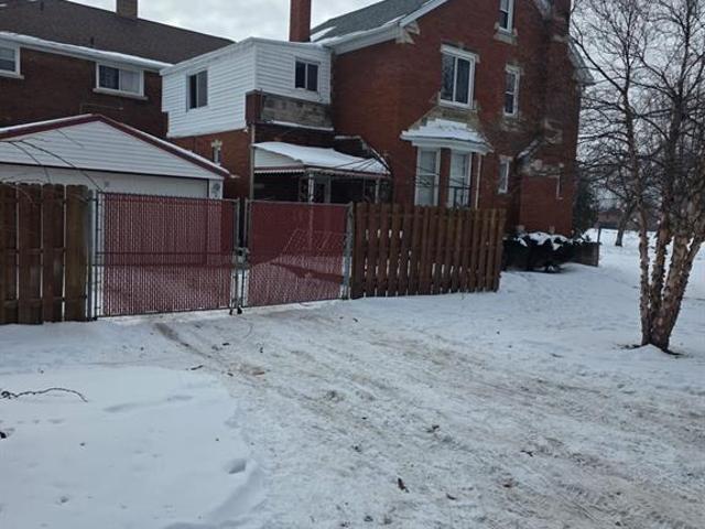 434 Piper Boulevard