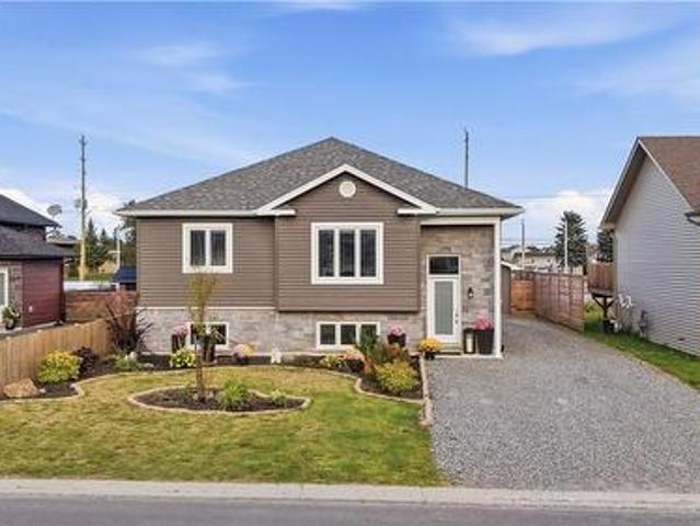 4355 Larocque Avenue, Val Caron, ON, P3P 1R3 house for sale | Listing ID 2130 | Royal LePage