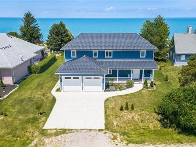 4356 Lambton Lane, Plympton Wyoming, ON, N0N 1J7 house for sale | Listing ID 26015 | Royal LePage