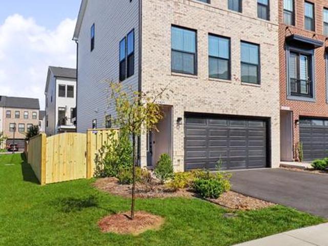 43595 Farringdon Square