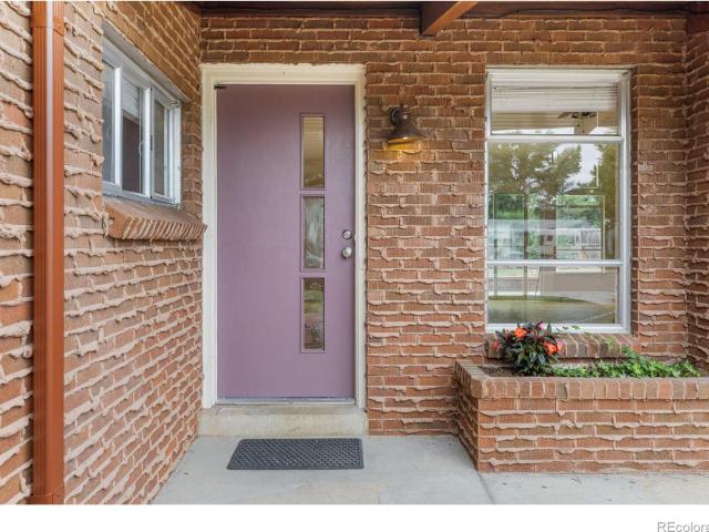 4350 Comanche Drive