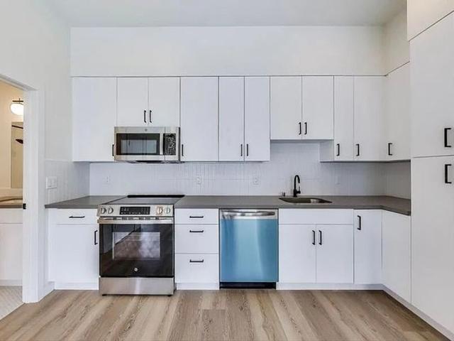 4350 Kirkham St, San Francisco, CA 94122