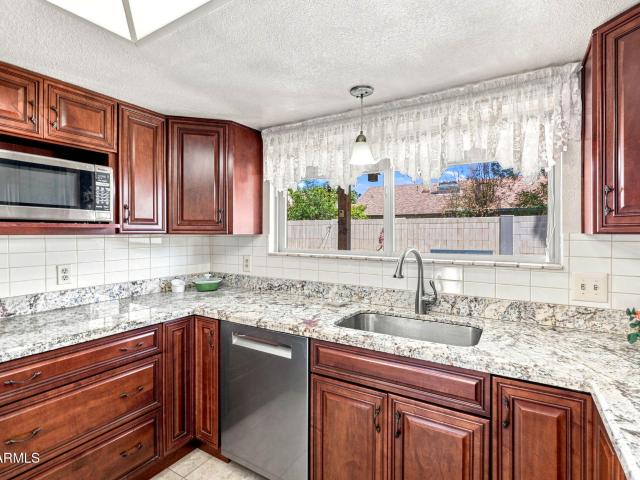 4352 E Blanche Drive