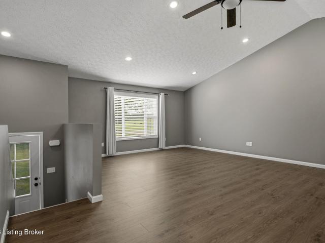 435 Cecilia Smiths Mill Rd