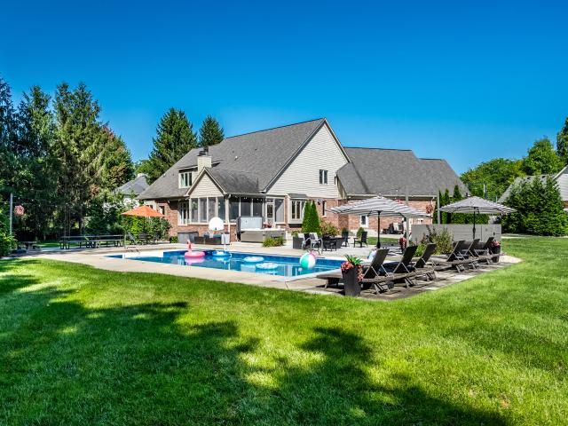 435 Benderfield Drive
