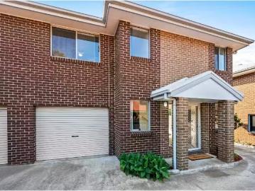 4/35 Gregson Avenue, MAYFIELD WEST Townhouse for rent Listed.