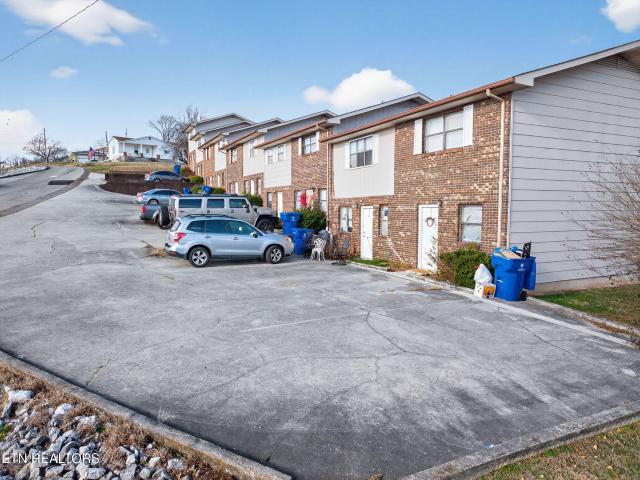 435 Hillside Drive