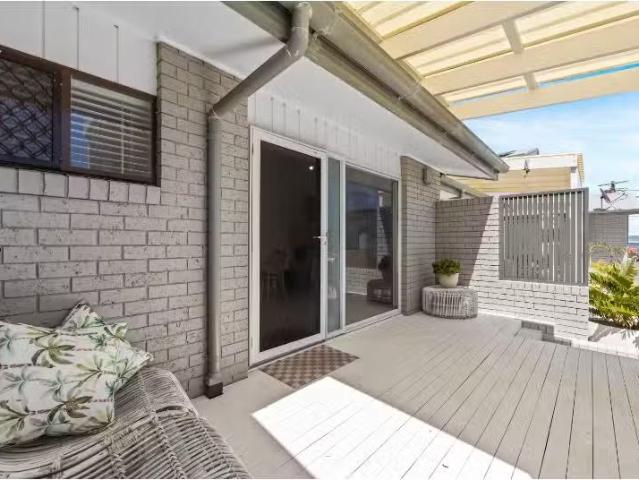 4/35 Hutton Road, The Entrance North Apartment for rent Liste.