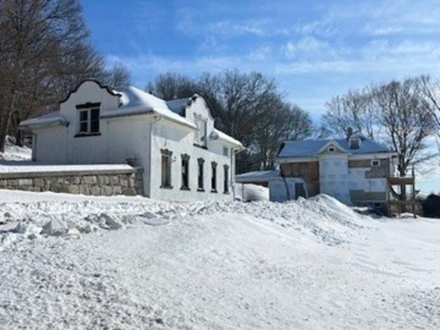 435 Military Hwy, Groton, CT 06340