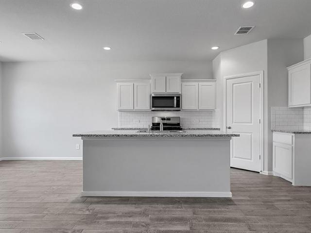 435 Sunday Silence Way