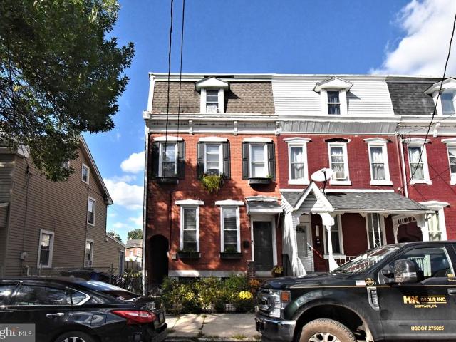 435 Walnut Street #