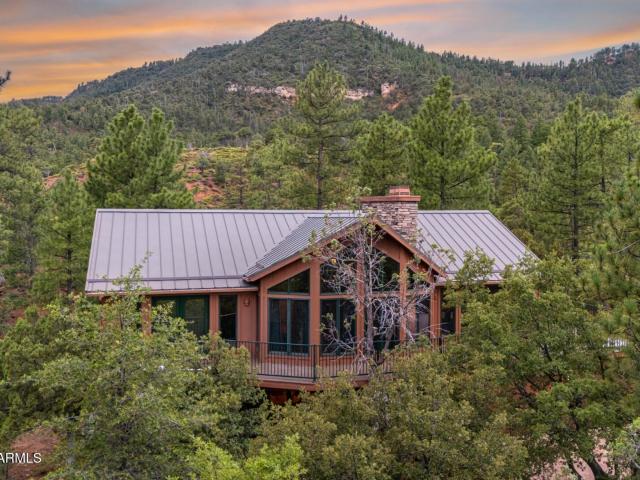 4364 N Strawberry Hollow