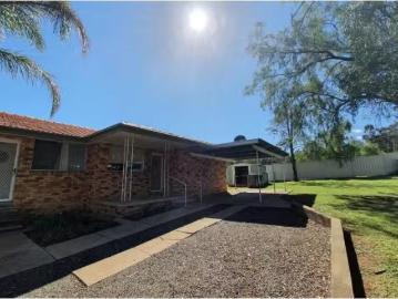 4/364 Armidale Road, Tamworth Apartment for rent Listed by Co.