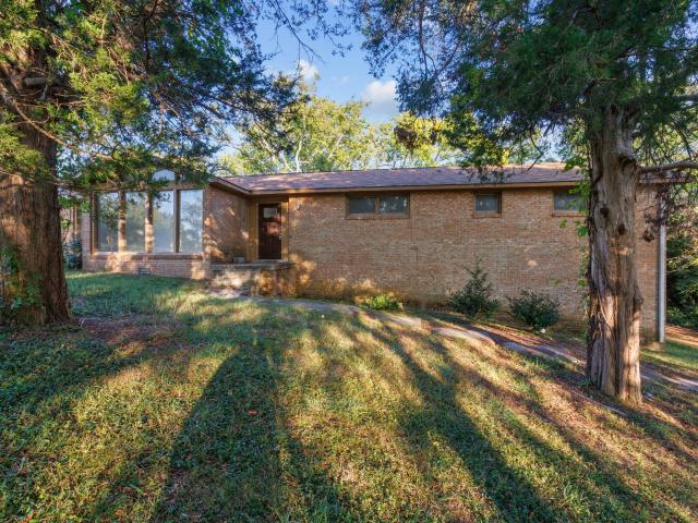 4368 Enchanted Cir