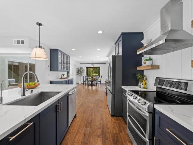 4369 Macronald Dr