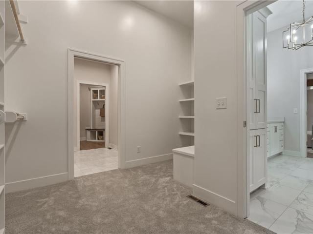 4363 NE Hideaway Dr, Lee's Summit, MO 64064 | MLS #2616