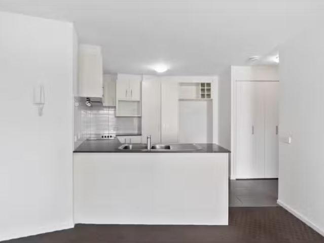 43/6 Cunningham Street, Griffith Apartment for rent Listed by.