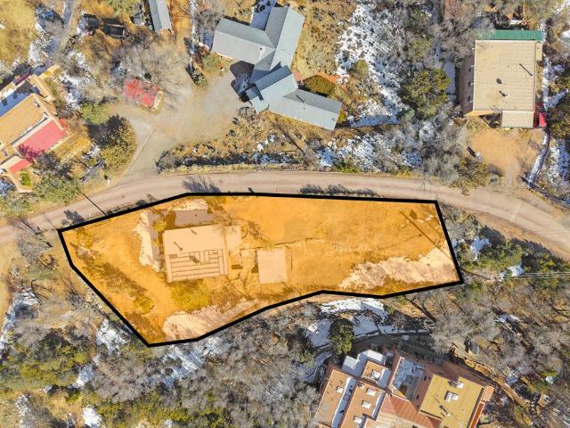 436 Apodaca Hill