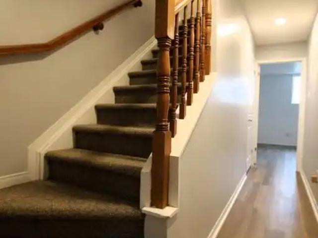 436 Hillsboro Pvt — 436 Hillsboro