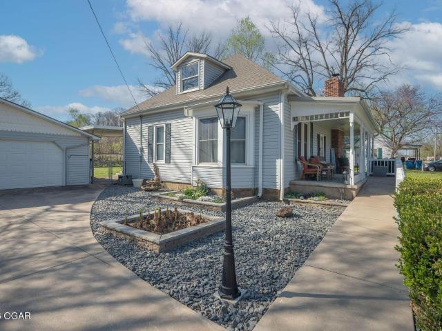 436 Oneida Street