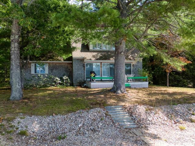 436 Pequawket Trail
