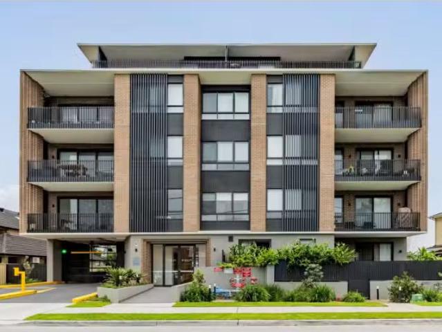 4/36 Rodley Avenue, PENRITH Apartment for rent Listed by Chel.