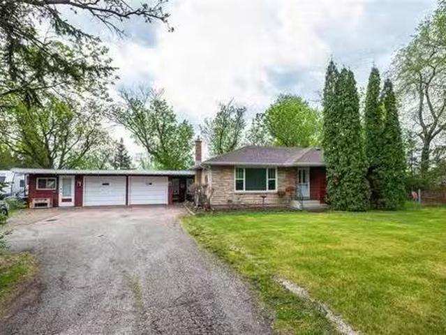 4379 Henderson Hwy, St Clements, MB, R1C 0A2 house for sale.