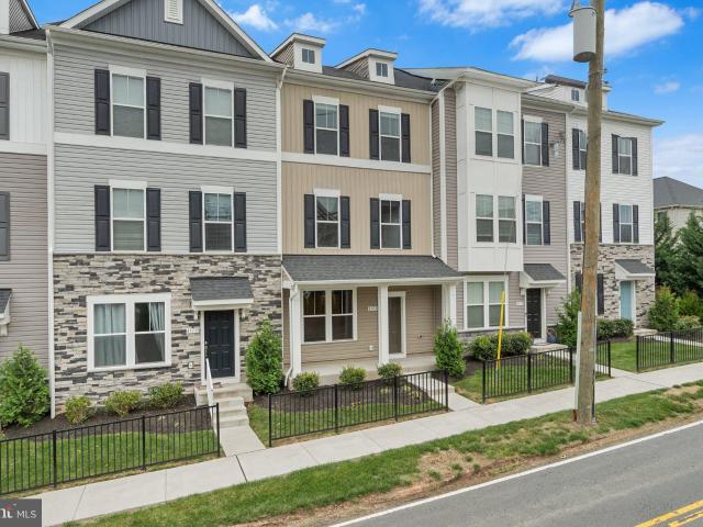 43733 Hay Rd, Ashburn, VA 20147 | MLS #VALO2123
