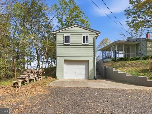 43732 Raspberry Lane