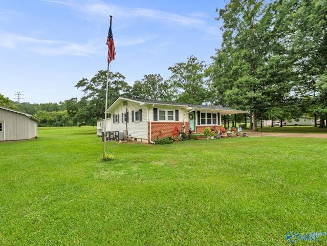 437 Anderson Street W