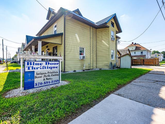 437 E 8TH Street