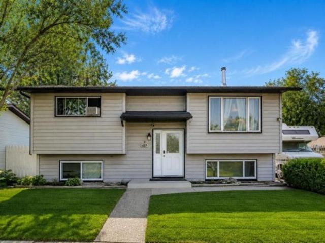 437 Mckinnon Drive, Carseland, AB, T0J 0M0 house for sale | Listing ID A2330 | Royal LePage