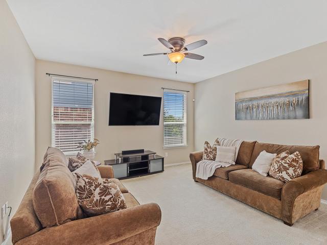 437 Sheepshank Dr