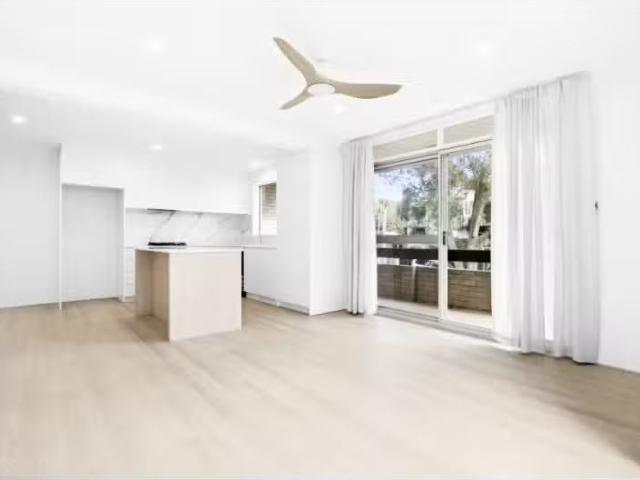 4/37 Park Street, Narrabeen Apartment for rent Listed by Chel.
