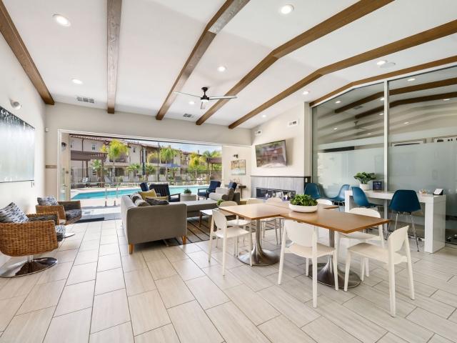 4384 Paxton Place, Calabasas, US, CA