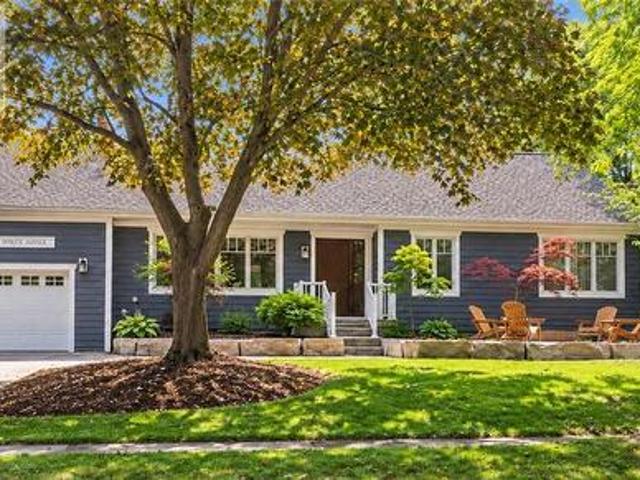 4380 Spruce Avenue, Burlington, ON, L7L 1L8 house for sale | Listing ID 40861 | Royal LePage
