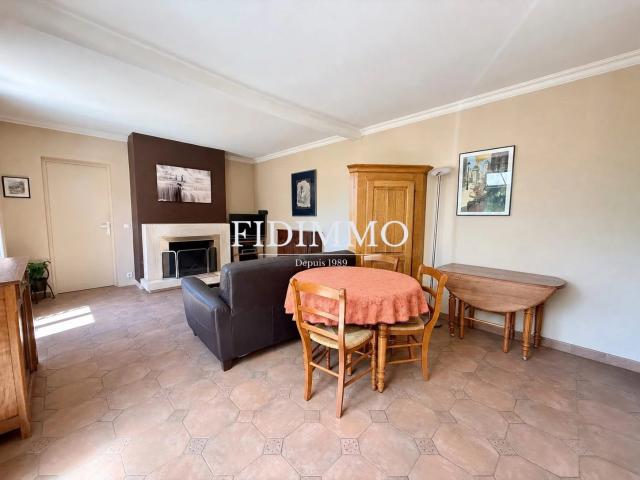4381 Maison de plain pied quartier Petit Val
