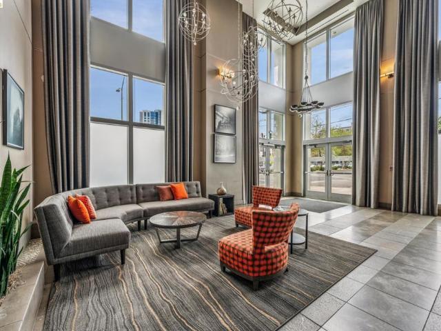 438 W Grand Ave 420